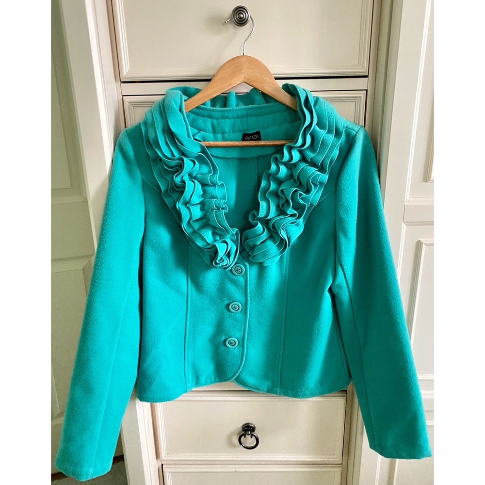 🛍️Beautiful Blue Short Peacoat- Unique & Stylish!